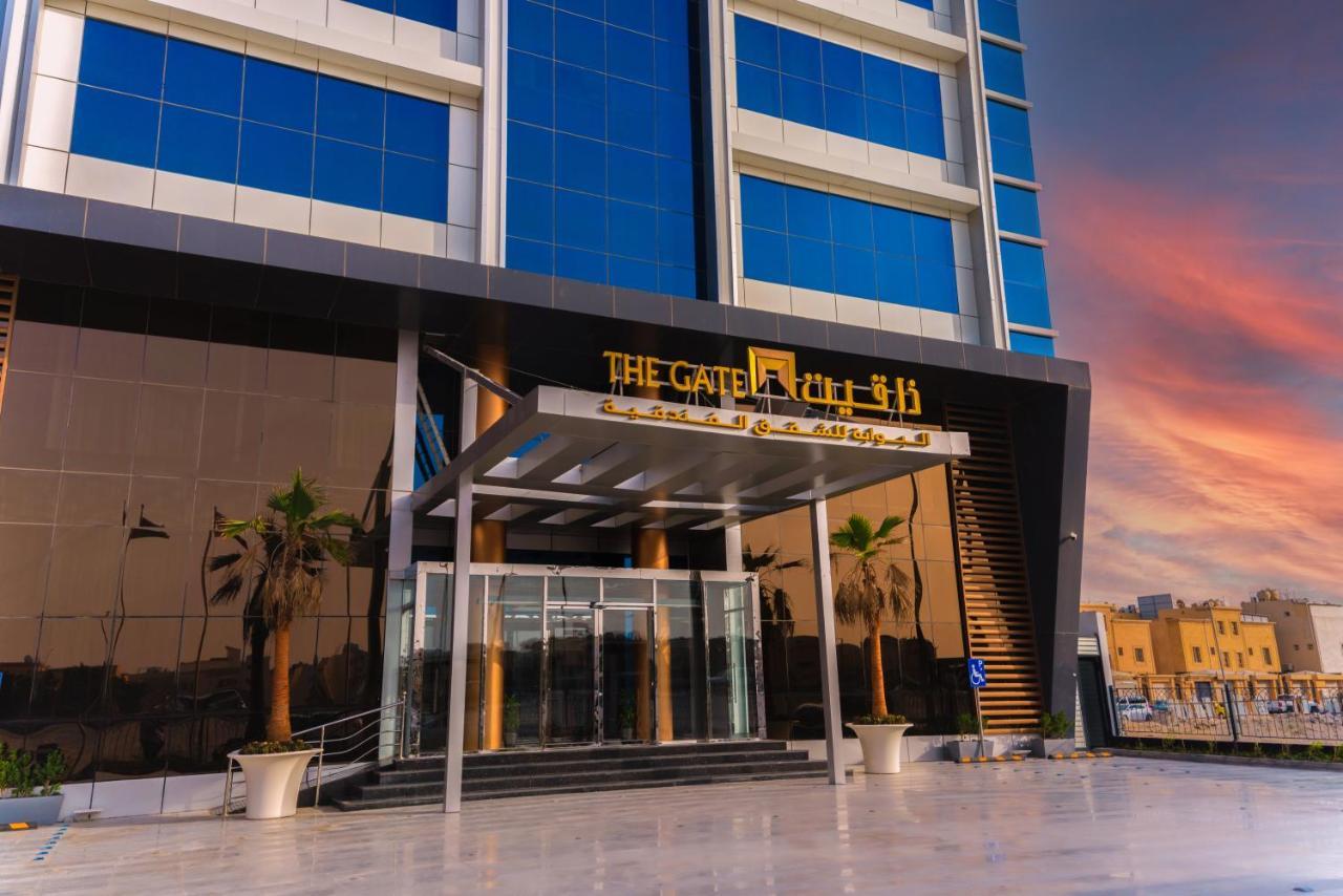 The Gate Hotel And Apartments Дамам Екстериор снимка
